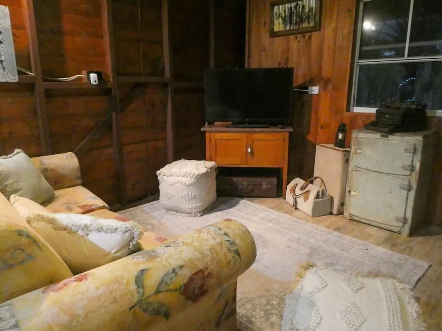 فيلا Moolboolamanفي Saddleback Country Cabins Near Gin Gin 0*, Moolboolaman