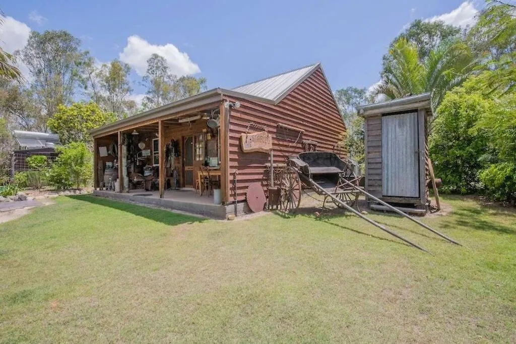 بيت للعطل فيلا Moolboolamanفي Saddleback Country Cabins Near Gin Gin